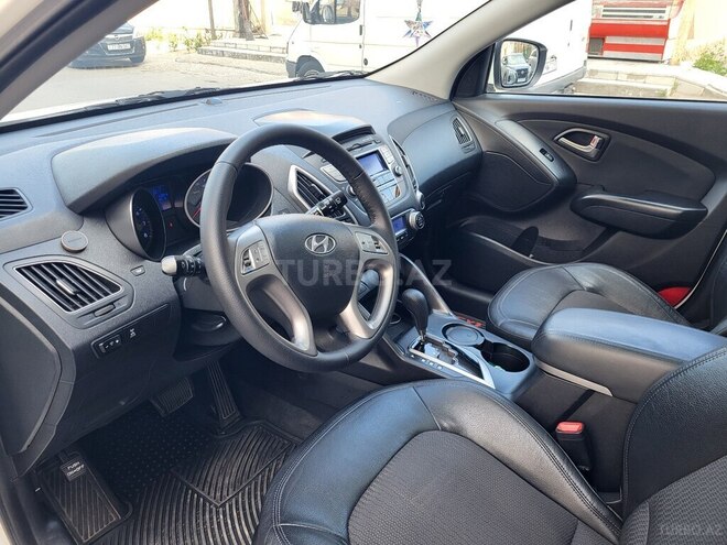 Hyundai ix35 2010, 142,360 km - 2.0 л - Bakı
