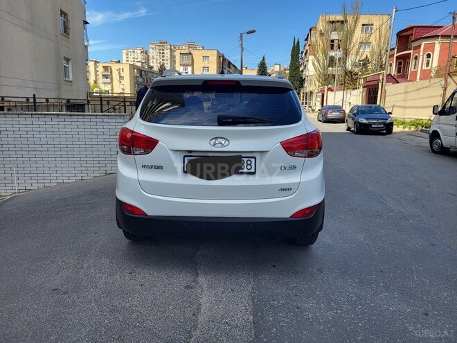 Hyundai ix35 2010, 142,360 km - 2.0 л - Bakı