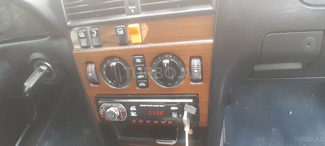 Mercedes C 220 1995, 225,000 km - 2.2 л - Bakı
