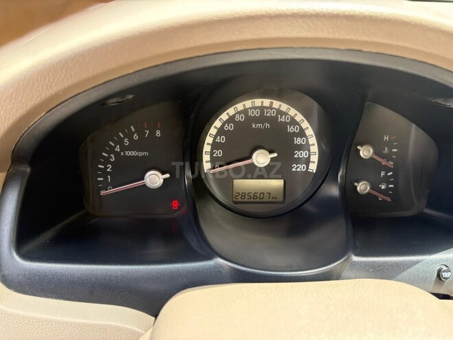 Kia Sportage 2006, 285,600 km - 2.0 l - Bakı