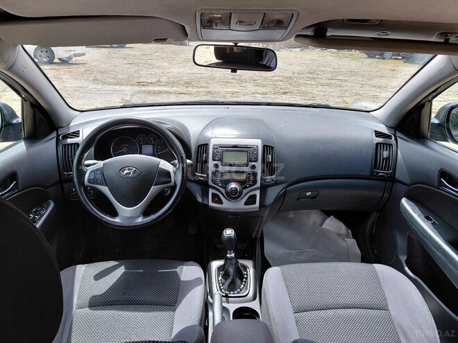 Hyundai i30 2011, 261,000 km - 1.6 l - Bakı