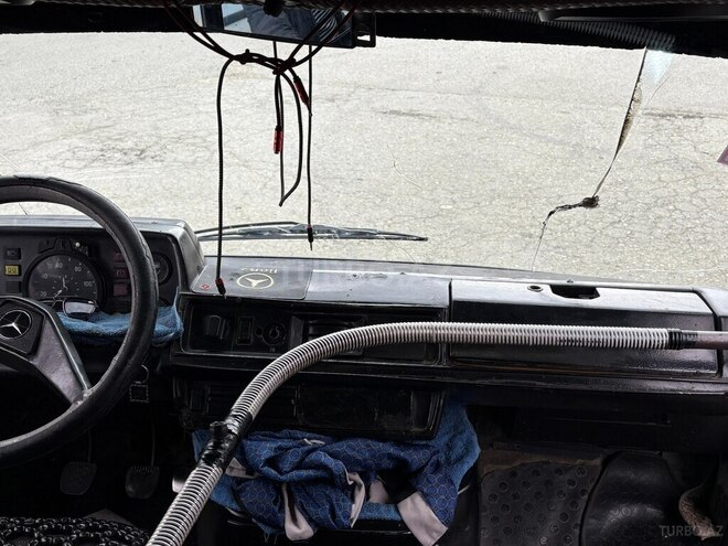Mercedes 208 D 1994, 400,000 km - 2.2 l - Şabran