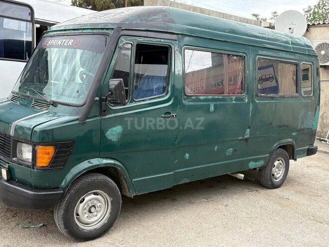 Mercedes 208 D 1994, 400,000 km - 2.2 l - Şabran