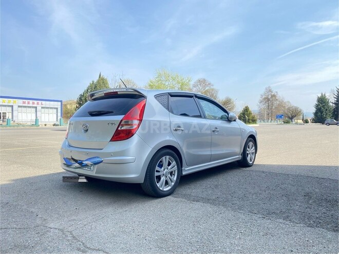 Hyundai i30 2008, 180,000 km - 1.6 l - Qazax