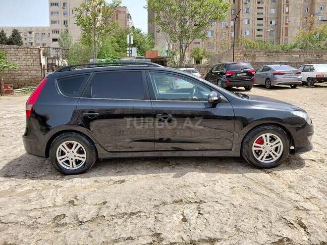 Hyundai i30 2011, 261,000 km - 1.6 l - Bakı