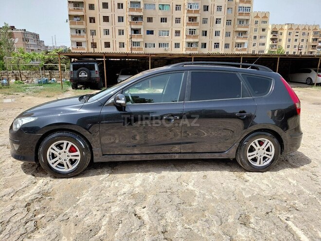 Hyundai i30 2011, 261,000 km - 1.6 l - Bakı