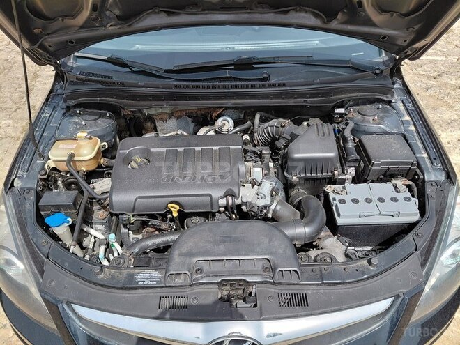 Hyundai i30 2011, 261,000 km - 1.6 l - Bakı