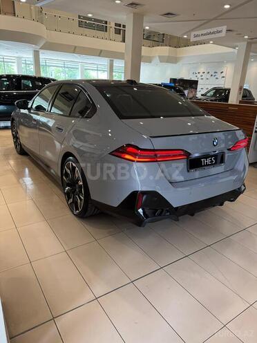 BMW 520-10