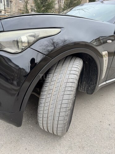 Infiniti FX35 2009, 240,000 km - 3.5 l - Sumqayıt