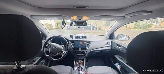 Hyundai Accent 2018, 101,711 km - 1.6 л - Bakı