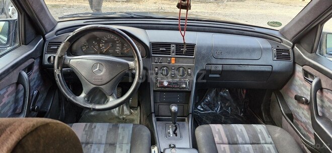 Mercedes C 180 1995, 183,900 km - 1.8 l - Kürdəmir