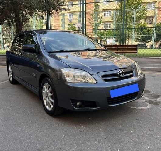 Toyota Corolla 2006, 176,345 km - 1.4 l - Bakı