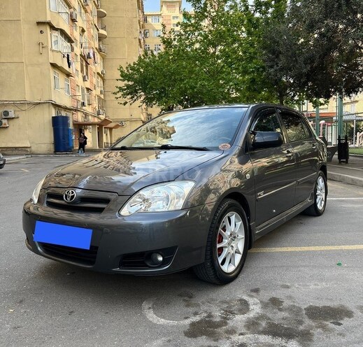 Toyota Corolla 2006, 176,345 km - 1.4 l - Bakı