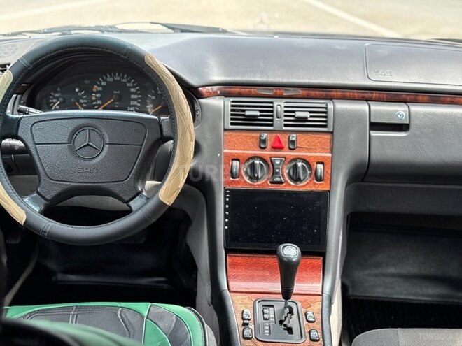 Mercedes E 230 1996, 250,000 km - 2.3 l - Sumqayıt