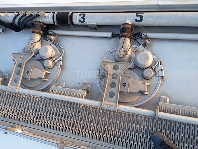 DAF 105 XF 2010, 1,100,000 km - 13.0 l - Gəncə