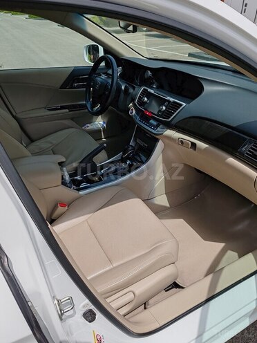 Honda Accord-6