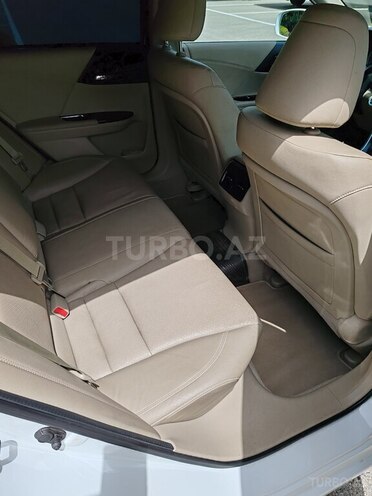 Honda Accord-8