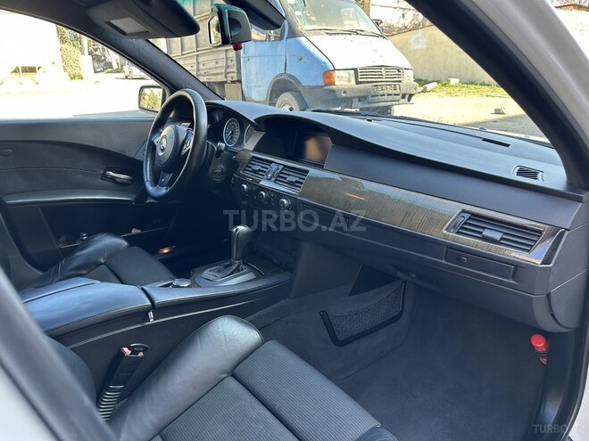 BMW 525 2006, 210,000 km - 2.5 l - Bakı