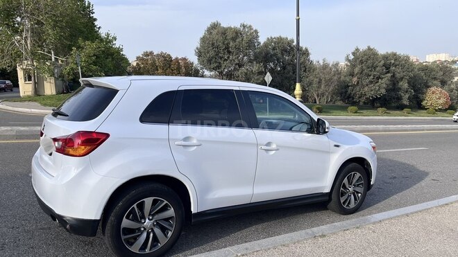 Mitsubishi ASX 2015, 176,140 km - 2.0 l - Bakı