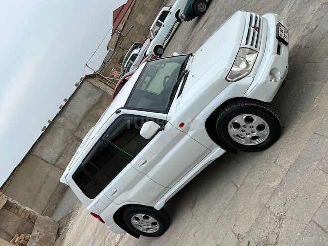 Mitsubishi Pajero io 1999, 410,000 km - 1.8 л - Sumqayıt