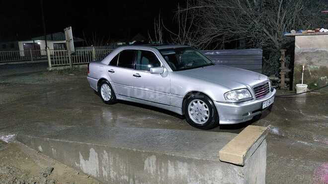 Mercedes C 230 1998, 32,000 km - 2.3 l - Biləsuvar