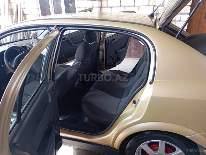 Opel Astra 2005, 235,000 km - 1.4 l - Şabran