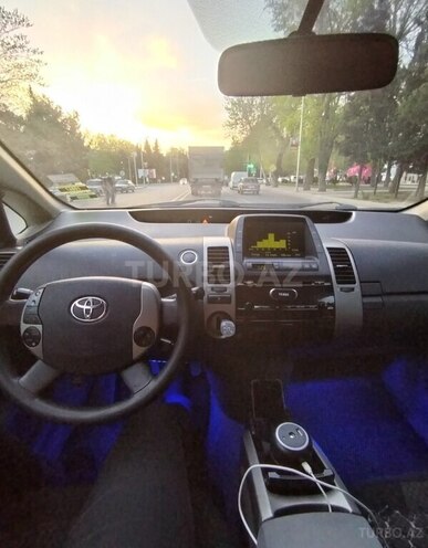 Toyota Prius 2009, 667,878 km - 1.5 l - Mingəçevir