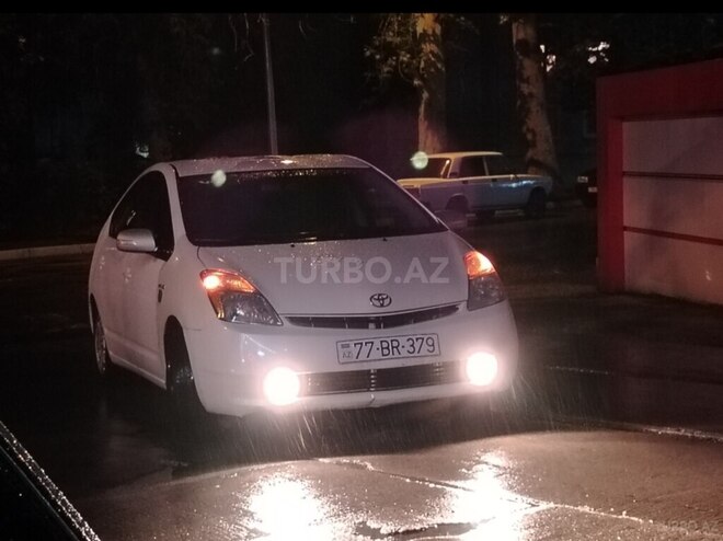 Toyota Prius 2009, 667,878 km - 1.5 l - Mingəçevir