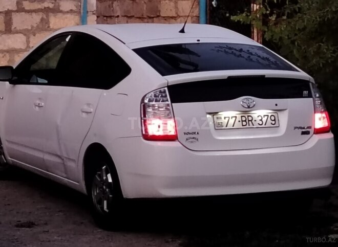 Toyota Prius 2009, 667,878 km - 1.5 l - Mingəçevir