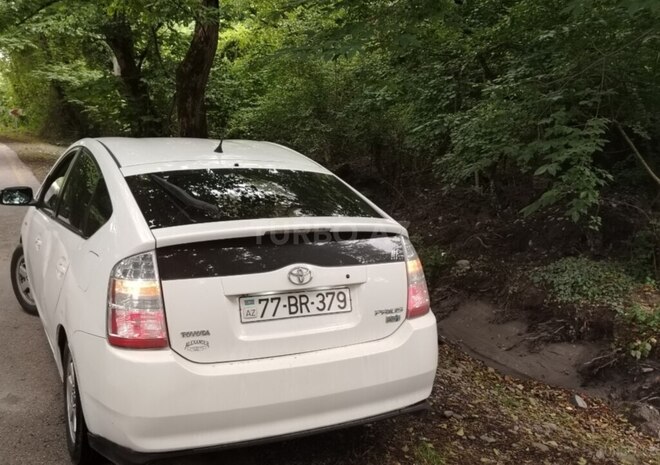 Toyota Prius 2009, 667,878 km - 1.5 l - Mingəçevir