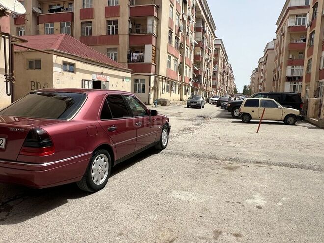 Mercedes C 180 1994, 123,000 km - 1.8 л - Bakı