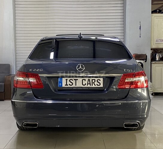Mercedes E 220 d 2012, 228,000 km - 2.2 l - Sumqayıt