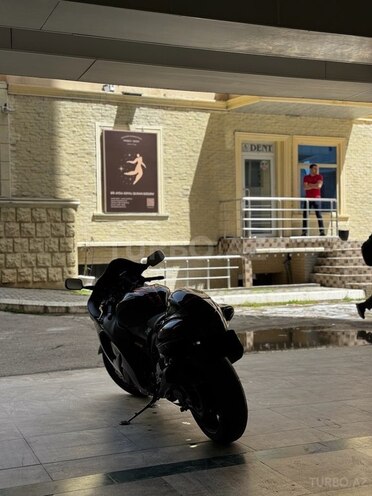 Suzuki GSX 1300 R Hayabusa 2012, 49,000 km - 1.3 l - Bakı