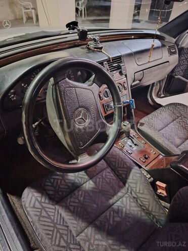 Mercedes C 200 1995, 553,000 km - 2.0 l - Siyəzən