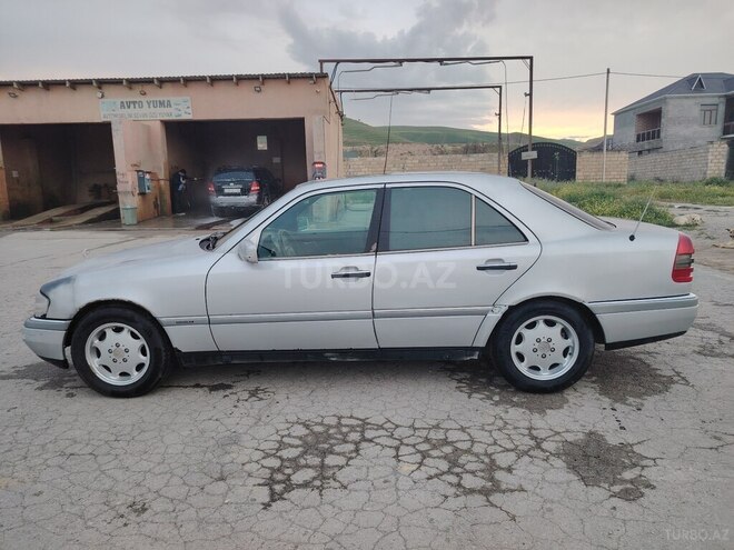 Mercedes C 200 1995, 553,000 km - 2.0 l - Siyəzən