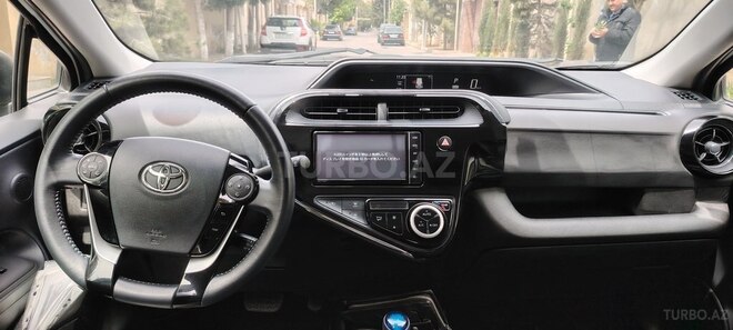 Toyota Aqua 2018, 160,000 km - 1.5 l - Bakı