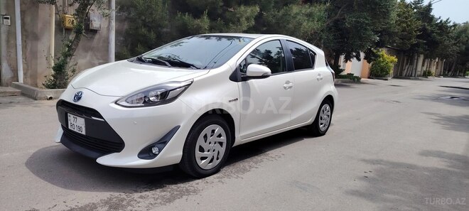Toyota Aqua 2018, 160,000 km - 1.5 l - Bakı