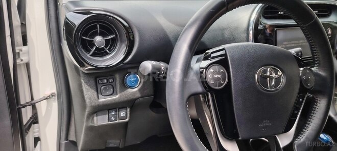 Toyota Aqua 2018, 160,000 km - 1.5 l - Bakı