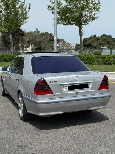 Mercedes C 240 2000, 355,000 km - 2.4 l - Bakı