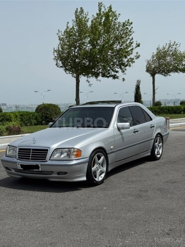 Mercedes C 240 2000, 355,000 km - 2.4 l - Bakı