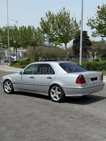 Mercedes C 240 2000, 355,000 km - 2.4 l - Bakı