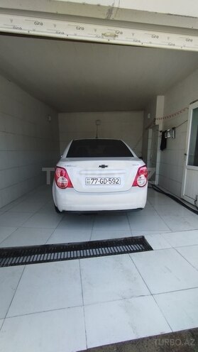Chevrolet Aveo-6