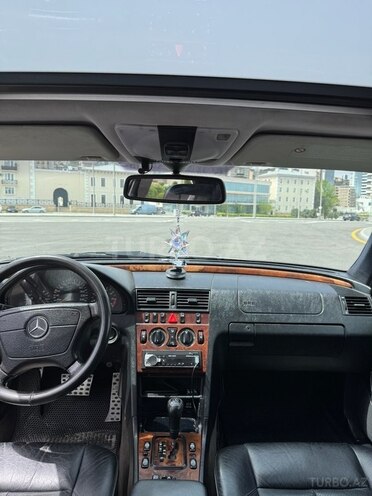 Mercedes C 240 2000, 355,000 km - 2.4 l - Bakı