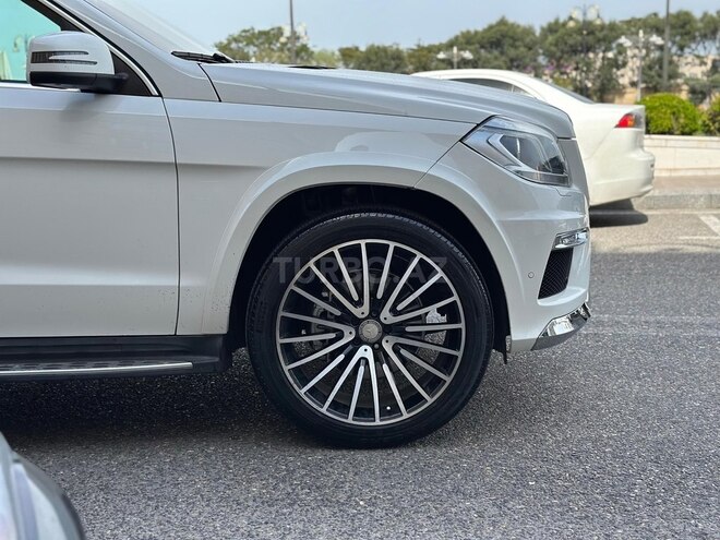 Mercedes GL 450 4MATIC-8