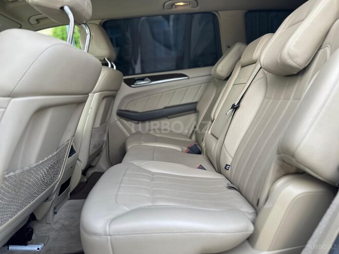 Mercedes GL 450 4MATIC-19