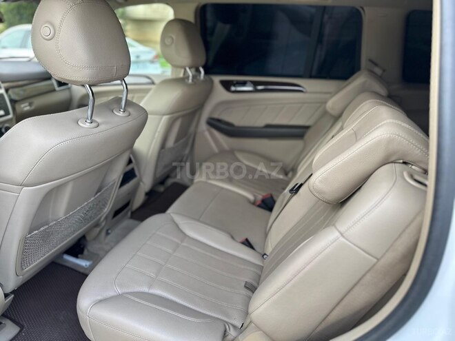 Mercedes GL 450 4MATIC-17