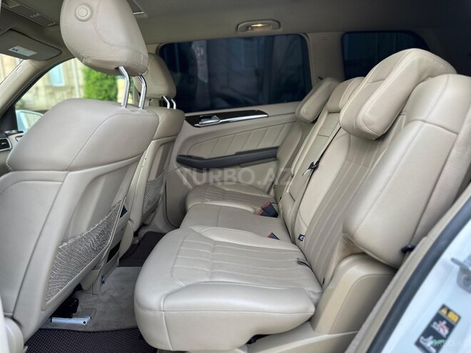 Mercedes GL 450 4MATIC-16