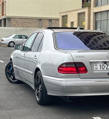 Mercedes E 320 2000, 321,211 km - 3.2 l - Sumqayıt
