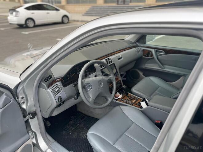 Mercedes E 320 2000, 321,211 km - 3.2 l - Sumqayıt