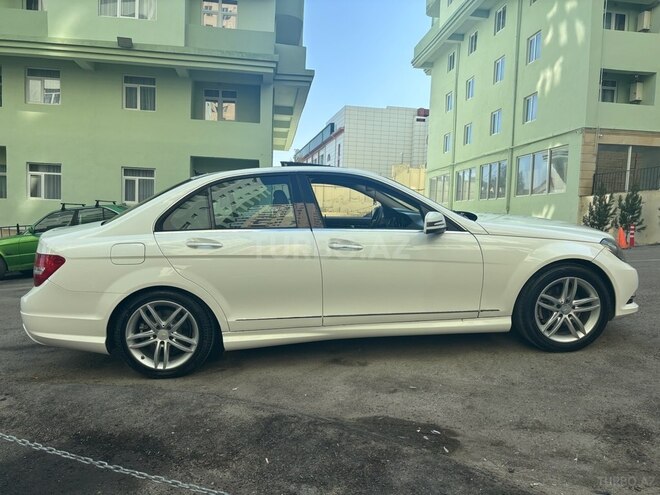 Mercedes C 180 2013, 210,000 km - 1.8 l - Bakı